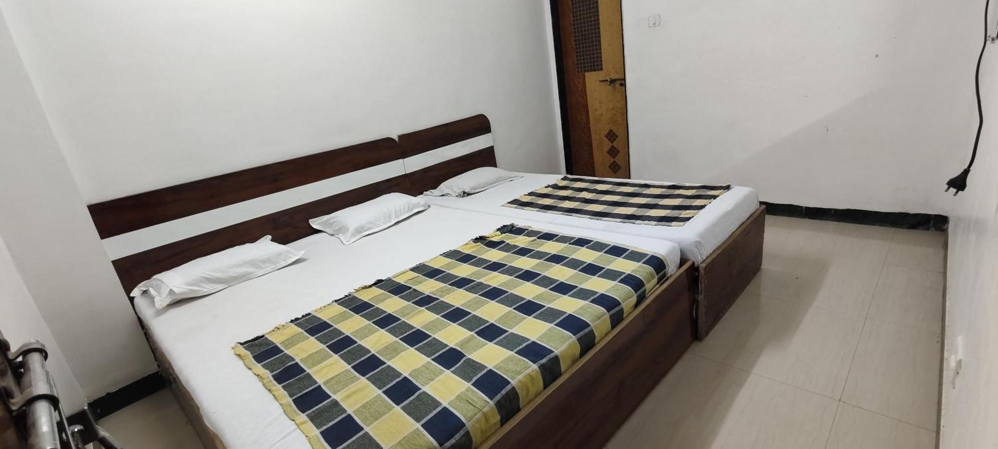 Sai Ganesh Guest House Shirdi Quarto foto